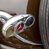 Mercedes 500 K Spezial-Roadster - die Rückleuchte aus dem Hause Bosch mit dezentem Mercedes-Signet