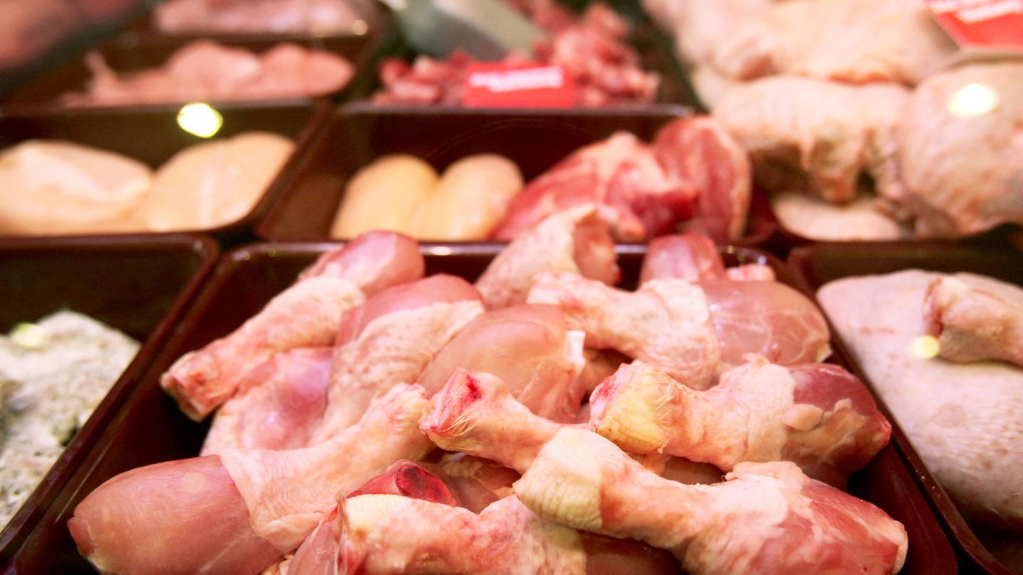 Geflügelfleisch im Supermarkt