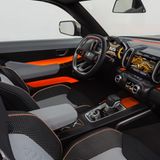 Wie beim Vorgänger ist der Platz vorne gut, in der zweiten Reihe aber nur bescheiden.