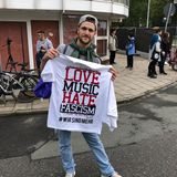 Stimmenfang auf der #WirSindMehr-Demo