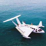 Der Airfish 8 besitzt sehr breite Stummelflügel.