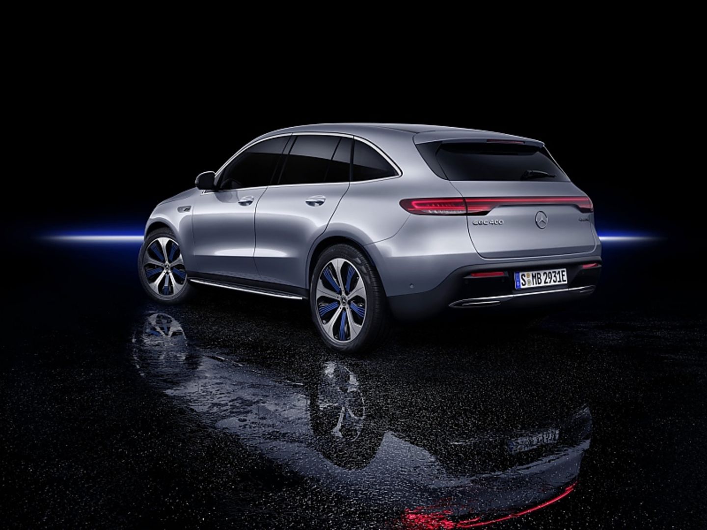 Mercedes EQ C