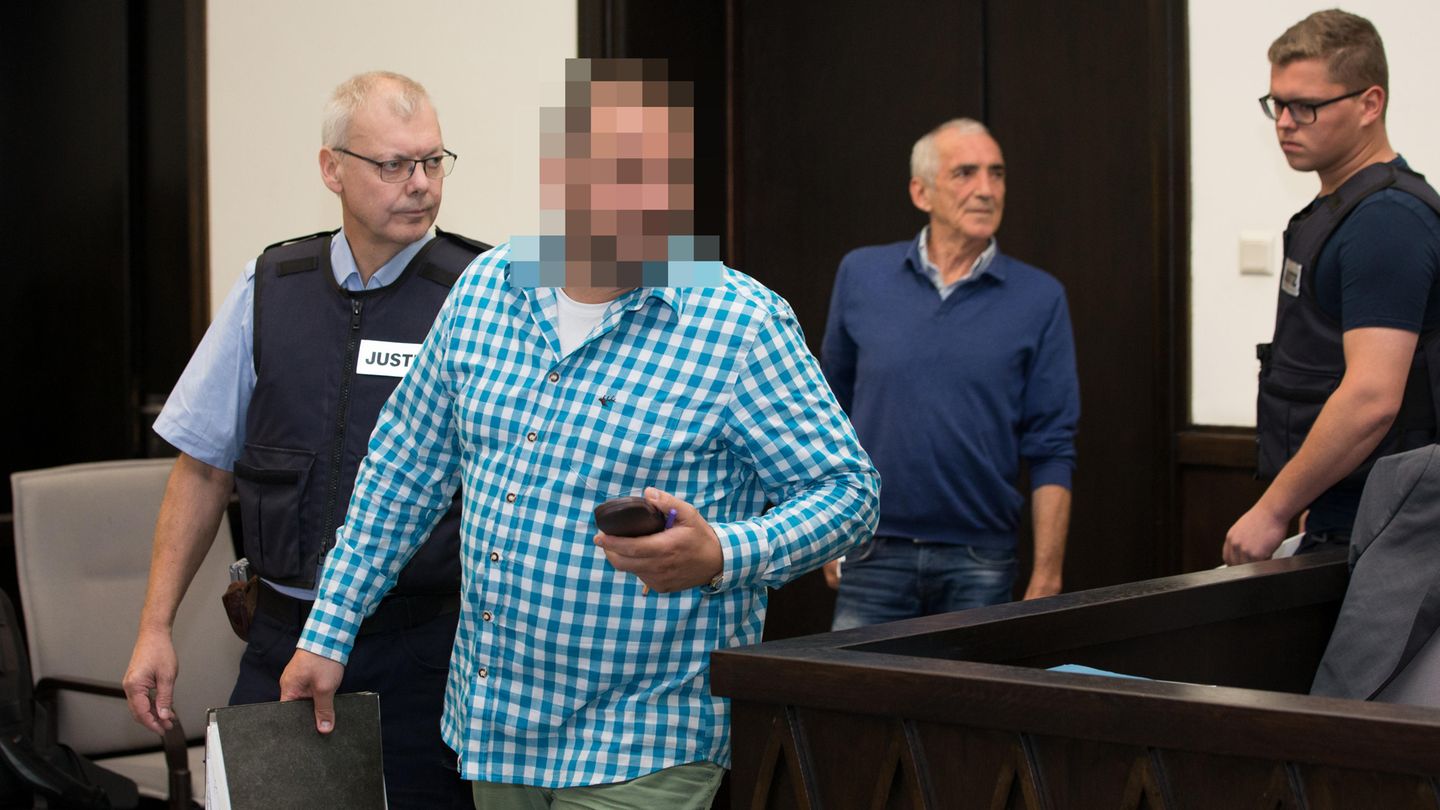KORR - Höxter-Prozess: "Sie nippelt uns ab" - den Tod vor Augen