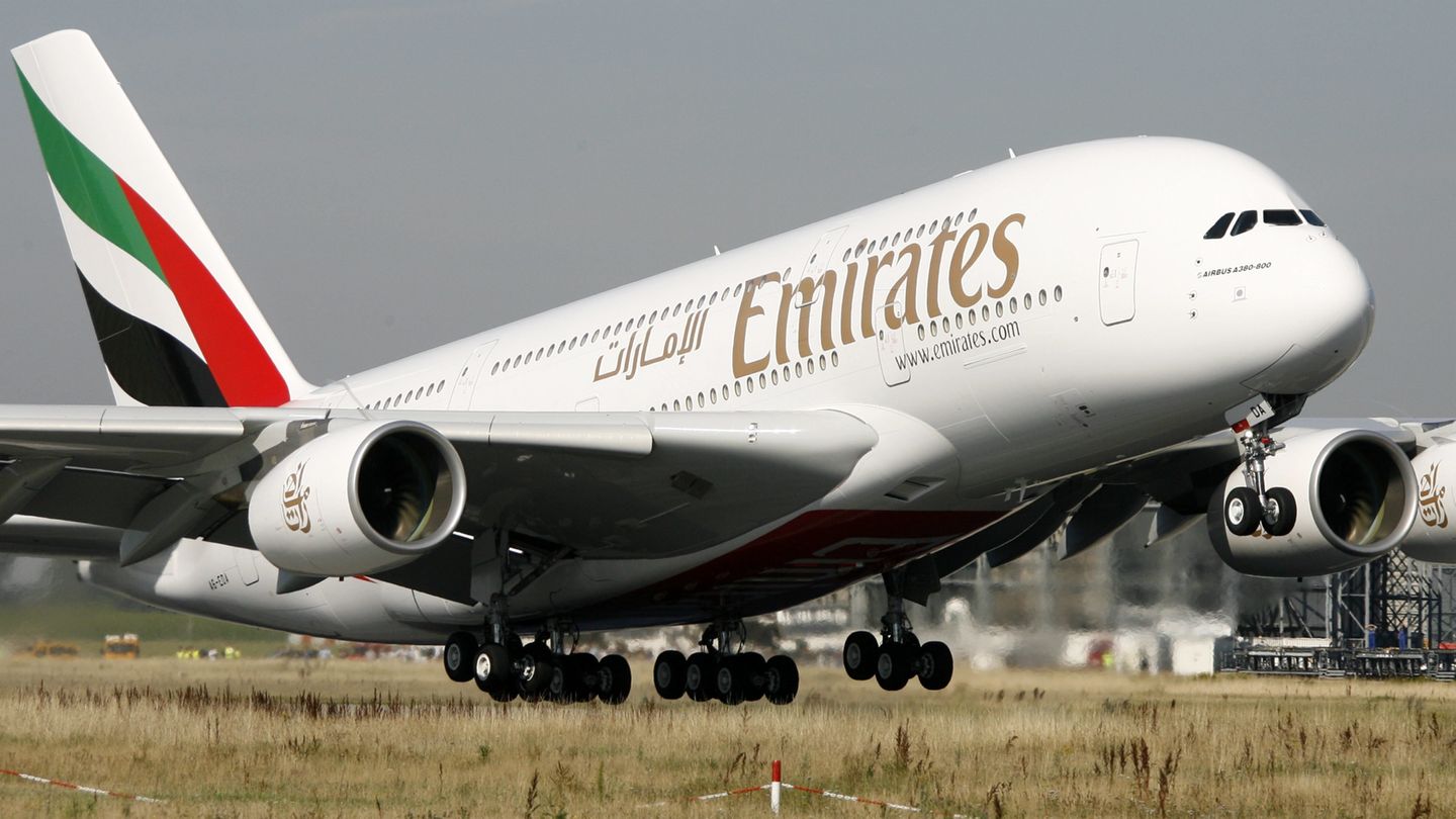 New York: Emirates-Flugzeug