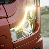 Der Actros hat LED-Tagfahrlicht