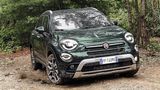 Fiat 500X Cross mit Unterfahrschutz für den imaginären Ausflug ins Gelände