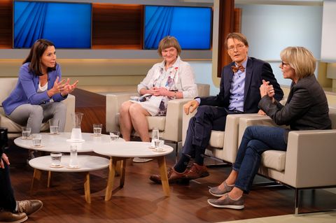 Anne Will diskutiert über Organspende mit Anita wolf, Karl Lauterbach und Alexandra Manzei