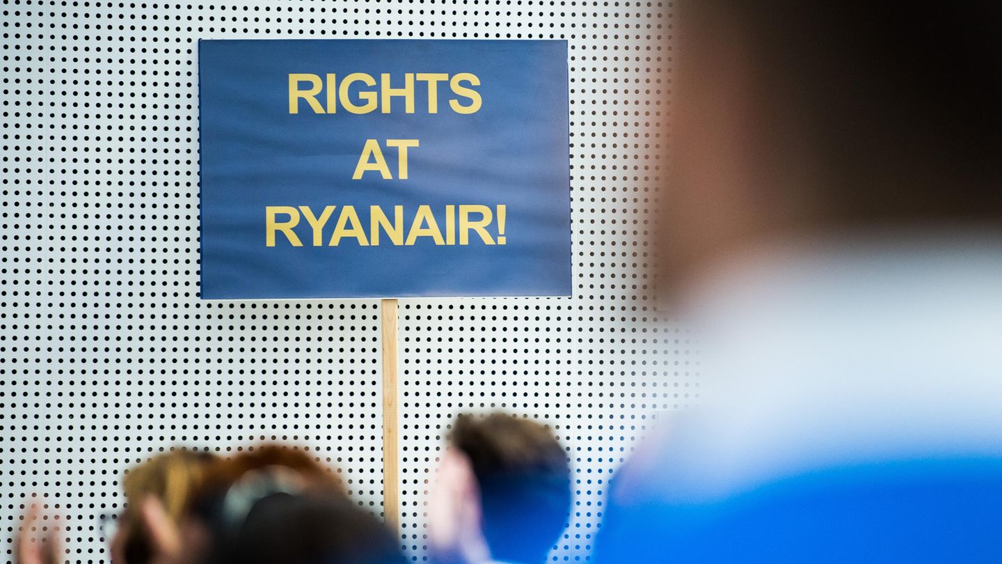 Mitarbeiter bei Ryanair im Streik