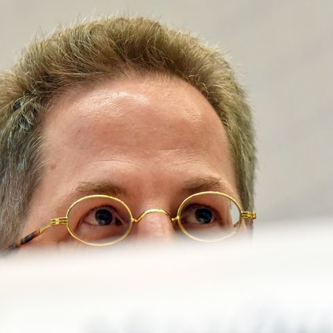 Verfassungsschutz-Präsident Hans-Georg Maaßen ist nach seinen Aussagen zu Chemnitz schwer unter Druck