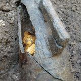 Die Eroberer plünderten die Städte und die Landgüter der Römer.