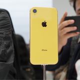 Keynote: Neben dem besonders knalligen Gelb...