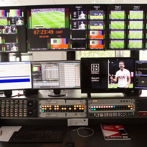 In der DAZN-Zentrale werden bis zu 44 Sport-Ereignisse gleichzeitig live übertragen