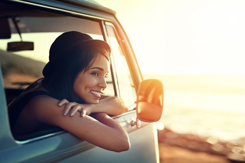 Junger Fahrer müssen für die Kfz-Versicherungen ganz schön blechen.