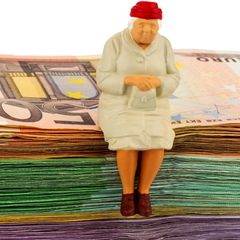 Geld sparen für später - die Rente geht uns alle an.