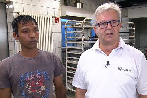 SWR Landesschau: Bäcker will Geflüchteten weiter beschäftigen