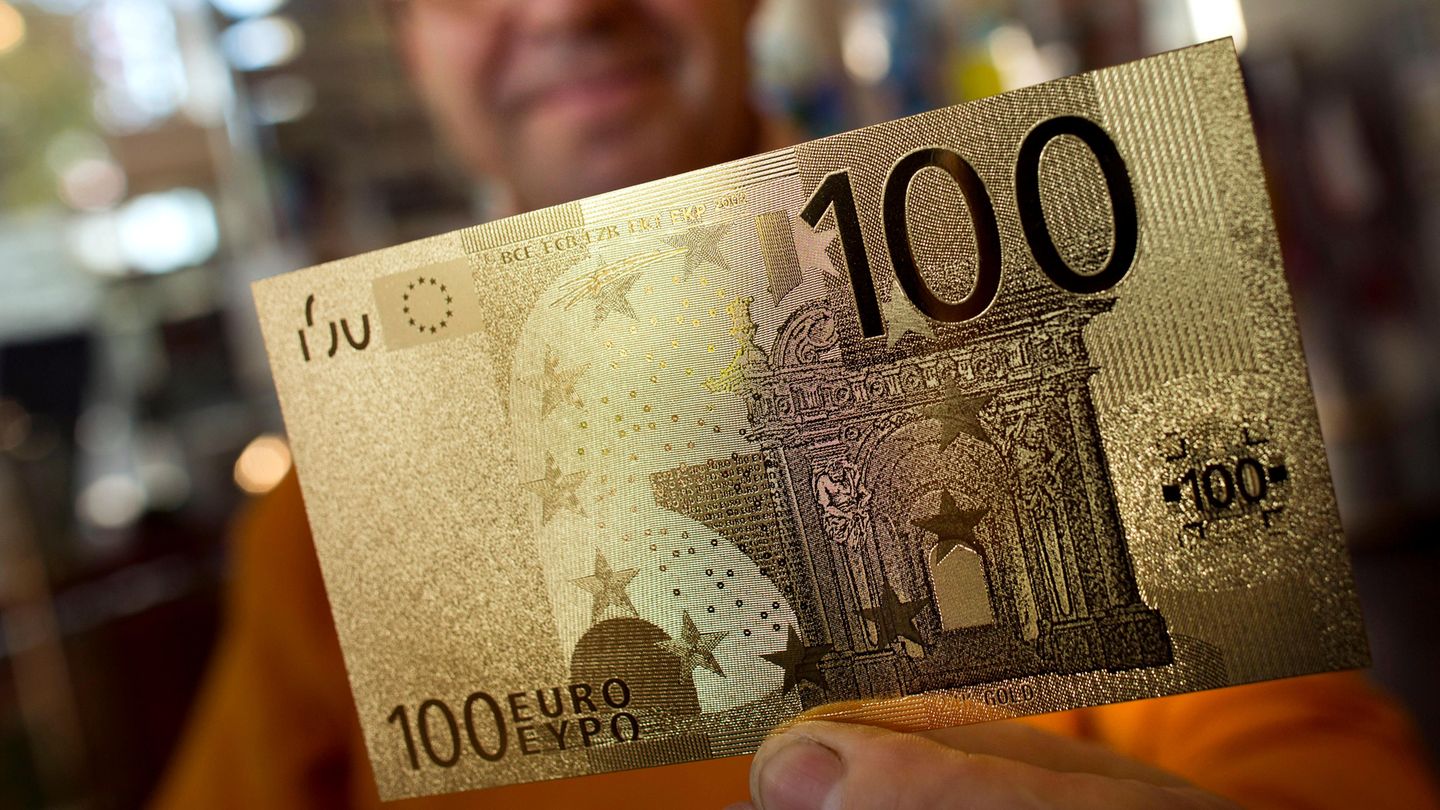 EZB präsentiert neue 100- und 200-Euro-Scheine