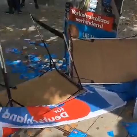AfD-Infostand in München verwüstet