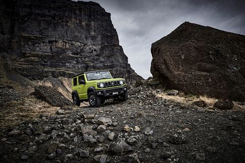 Suzuki Jimny 1.5 - fühlt sich im Gelände sehr wohl