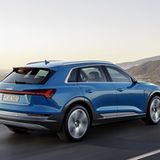 Nach weniger als sechs Sekunden erreicht der Audi e-tron Landstraßentempo