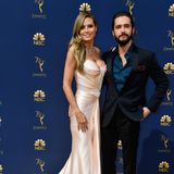 Heidi Klum brachte ihren Freund Tom Kaulitz mit zur Emmy-Verleihung. Sie kam in eleganter Seidenrobe von Zac Posen, er hingegen sieht immer etwas aus wie im Konfirmanden-Anzug.
