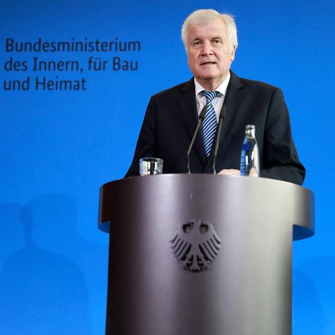 So rechtfertigt Bundesinnenminister Seehofer die umstrittene Wegbeförderung von Hans Georg-Maaßen