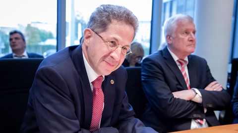 Hans-Georg Maaßen fällt weich: Nach seiner Absetzung als Chef des Verfassungsschutzes wird er Staatssekretär