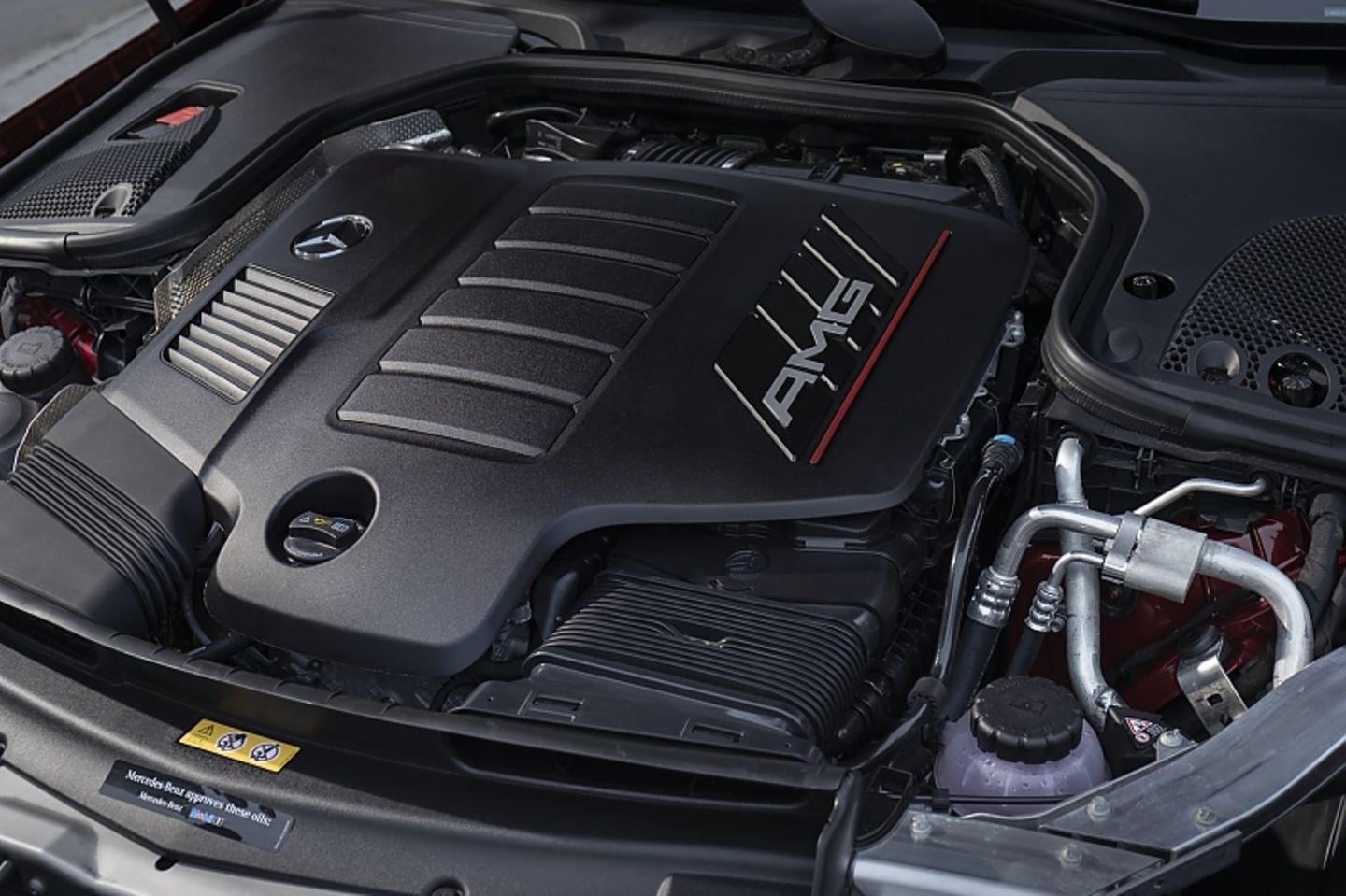 Mercedes AMG E53 4matic Cabrio - 17 kW / 22 PS und 250 Nm elektrischer Boost