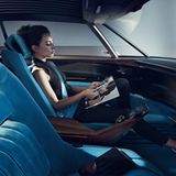 Der edle Innenraum des Peugeot e-Legend Concept 2018