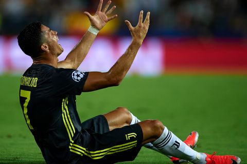 Im 154. Champions-League-Spiel seiner Karriere ist Cristiano Ronald erstmalig des Feldes verwiesen worden