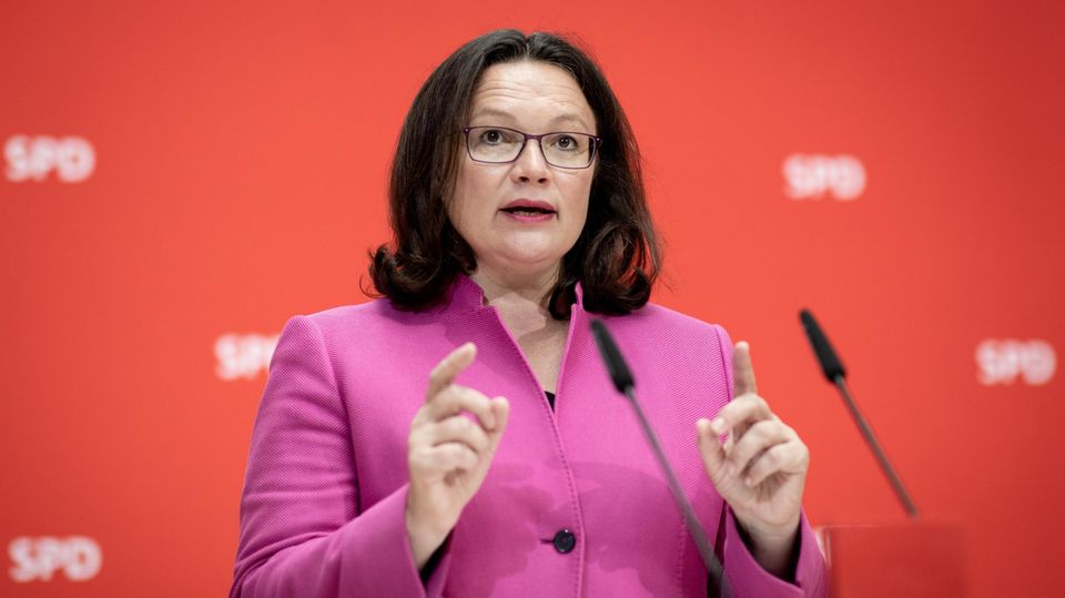 Andrea Nahles - Ja zu Maaßen bringt sie in ihrer Partei in die Zwickmühle