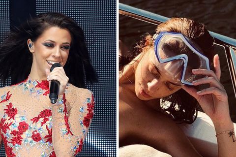 Links steht Vanessa Mai in besticktem Body auf der Bühne und singt, rechts liegt sie oben ohne an Deck einer Jacht