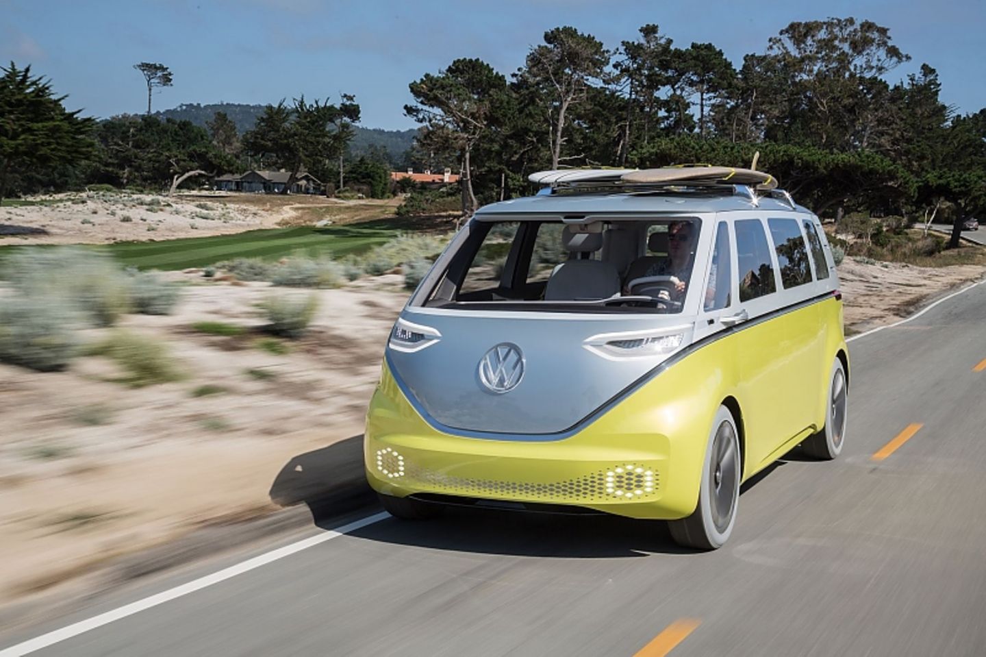 Auf den VW I.D. Buzz warten die Fans sehnlichst - der E-Bulli wird 2022 erscheinen