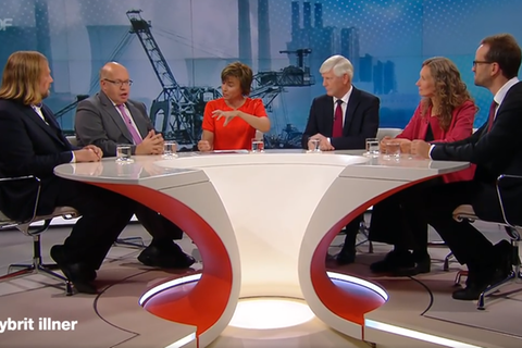 Mit Blick auf den Hambacher Forst diskutierten die Gäste bei "Maybrit Illner"