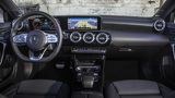 Mercedes A 220 4matic - aufgeräumtes Cockpit