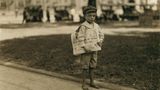 Der 7-jährige Ferris, Zeitungsverkäufer, in Mobil, Alabama.