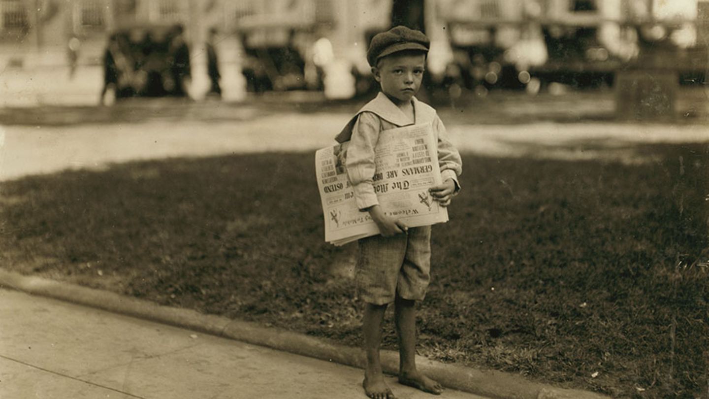Der 7-jährige Ferris, Zeitungsverkäufer, in Mobil, Alabama.
