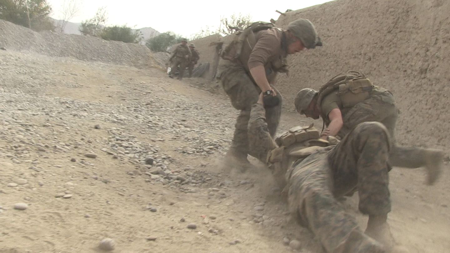 In dem Film sterben Afghanen und Amerikaner. Lagoze hat keine Idee, wieso.