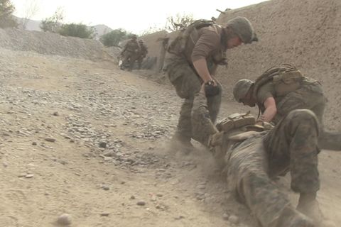 In dem Film sterben Afghanen und Amerikaner. Lagoze hat keine Idee, wieso.