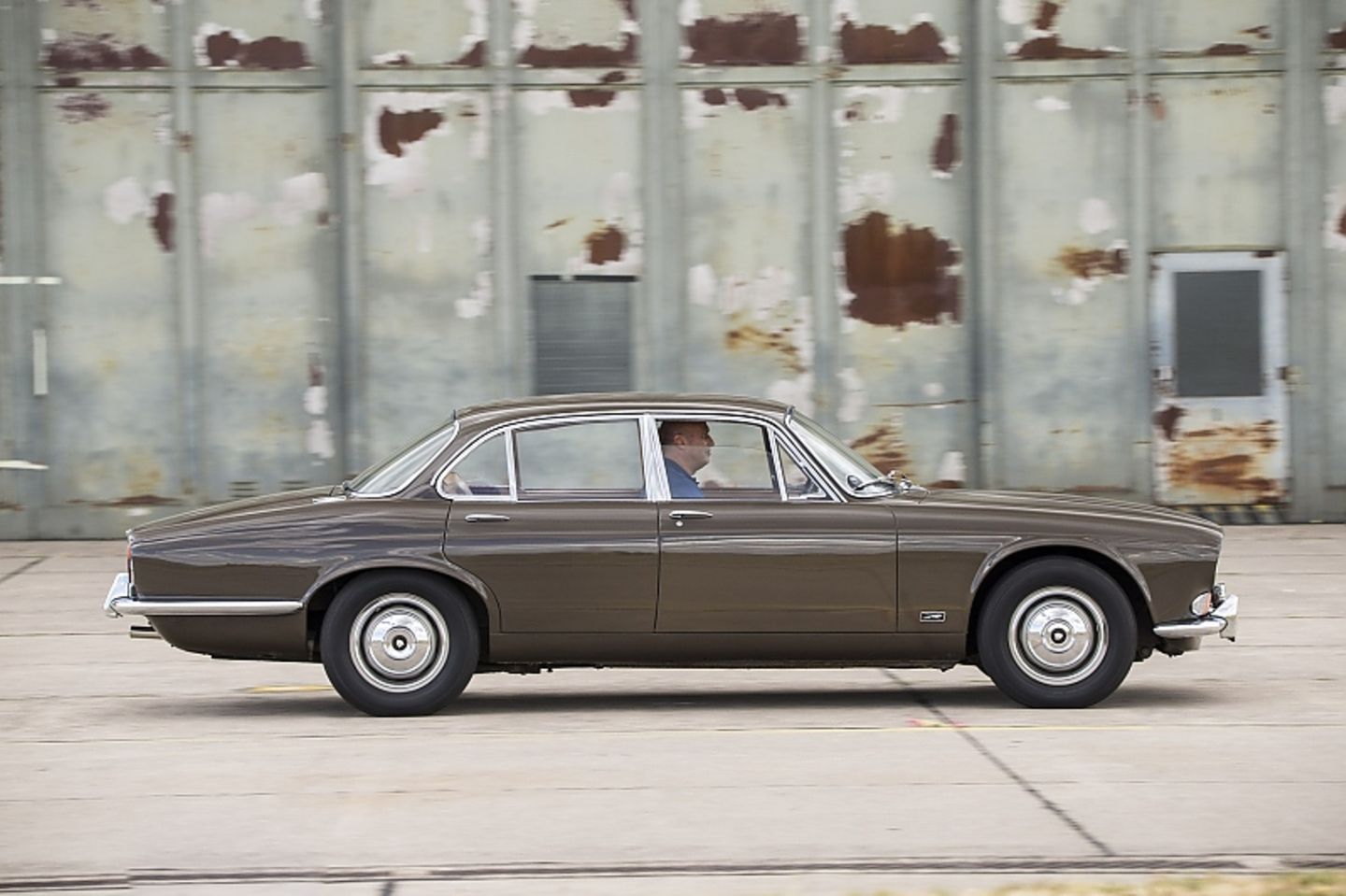 Der Jaguar XJ wurde auf dem Pariser Autosalon 1968 vorgestellt