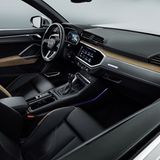 Angenehmes, modernes Ambiente im Audi Q3 45 TFSI Quattro 2018
