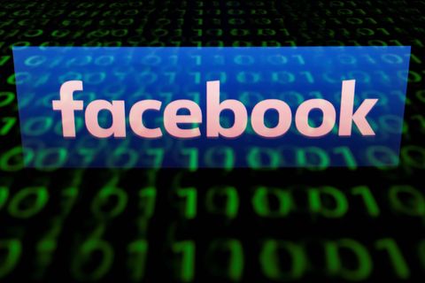 Für die Kontrolle von Inhalten setzt Facebook Menschen statt einer Software ein