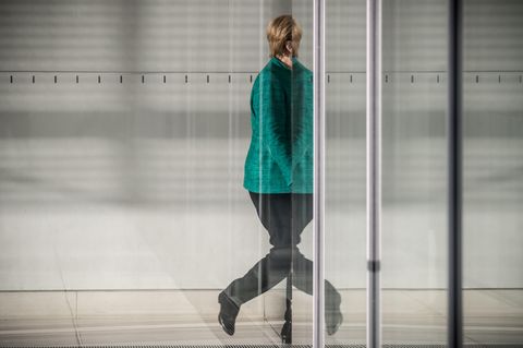 Bundeskanzlerin Angela Merkel gerät zunehmend unter Druck