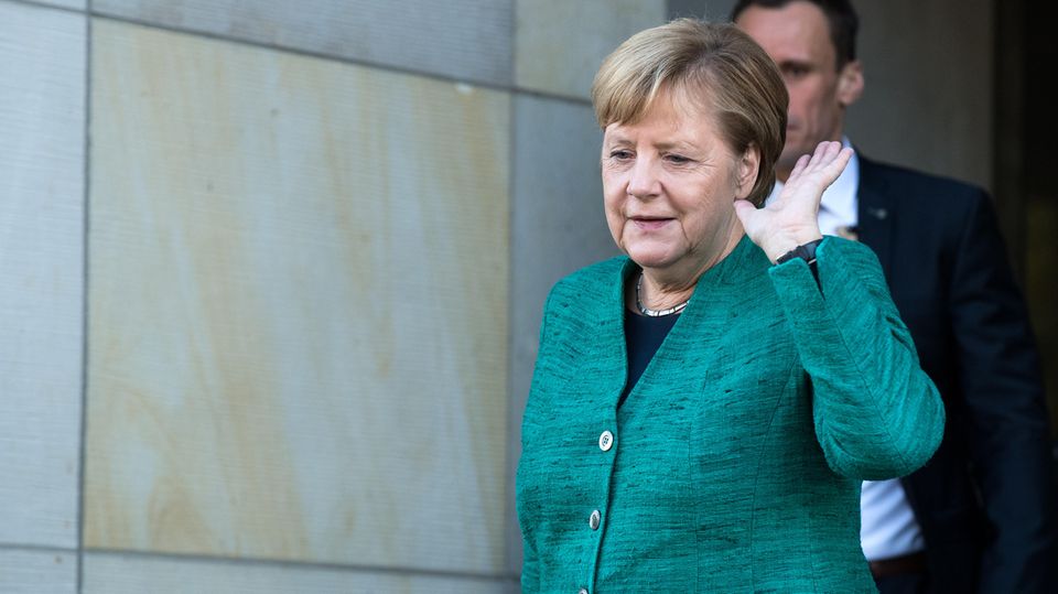 Bundeskanzlerin Angela Merkel gerät zunehmend unter Druck