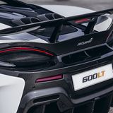 Der Heckflügel generiert bei 250 km/h 100 Kilogramm Abtrieb