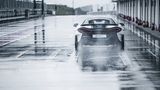 Auch bei nassen Verhältnissen bleibt der McLaren 600LT beherrschbar