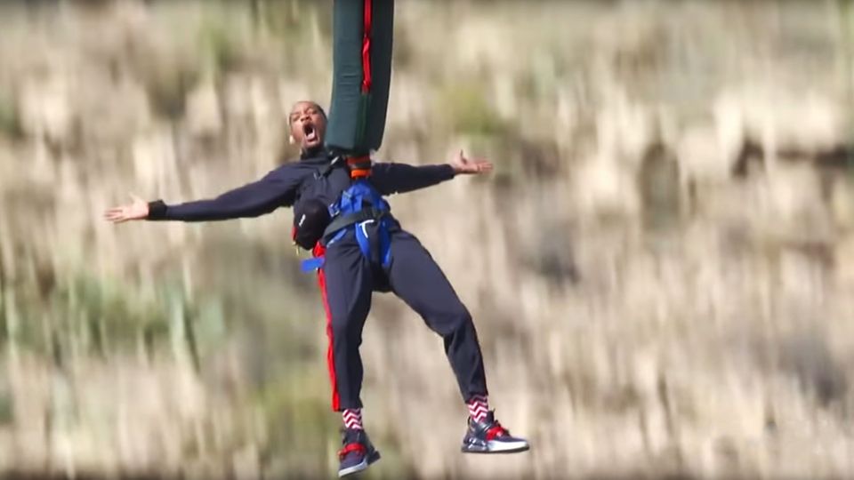 Hollywoodstar: Zum 50. Geburtstag: Will Smith macht Bungee-Stunt über dem Grand Canyon