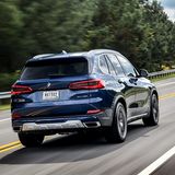 Die Heckklappe öffnet sich zweigeteilt