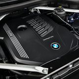 Der Reihensechszylinder ist laufruhig