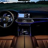 Auch beim X5 gibt es zwei 12,3 Zoll Bildschirme