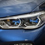 Den BMW X5 40i gibt es auch mit Laserlicht